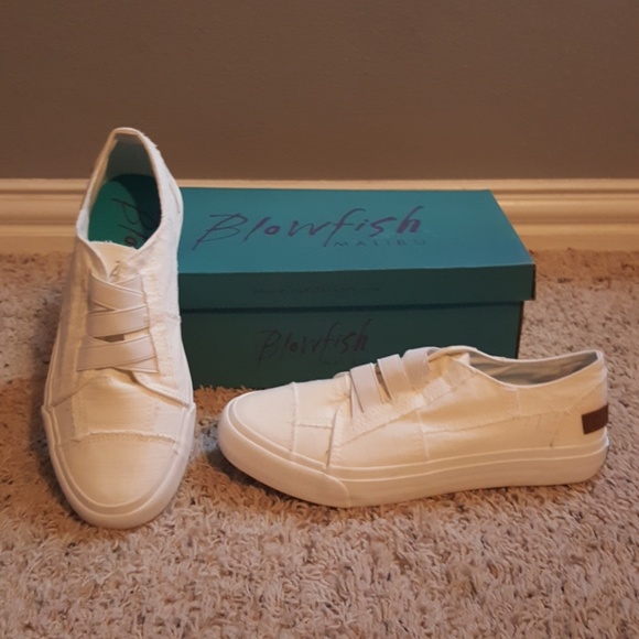 shoe carnival blowfish